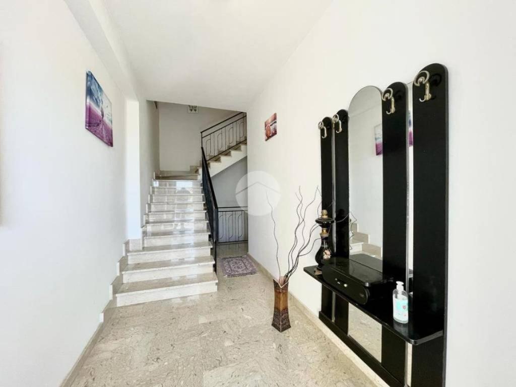 Vista Suggestiva Apartment Trappeto  Luaran gambar